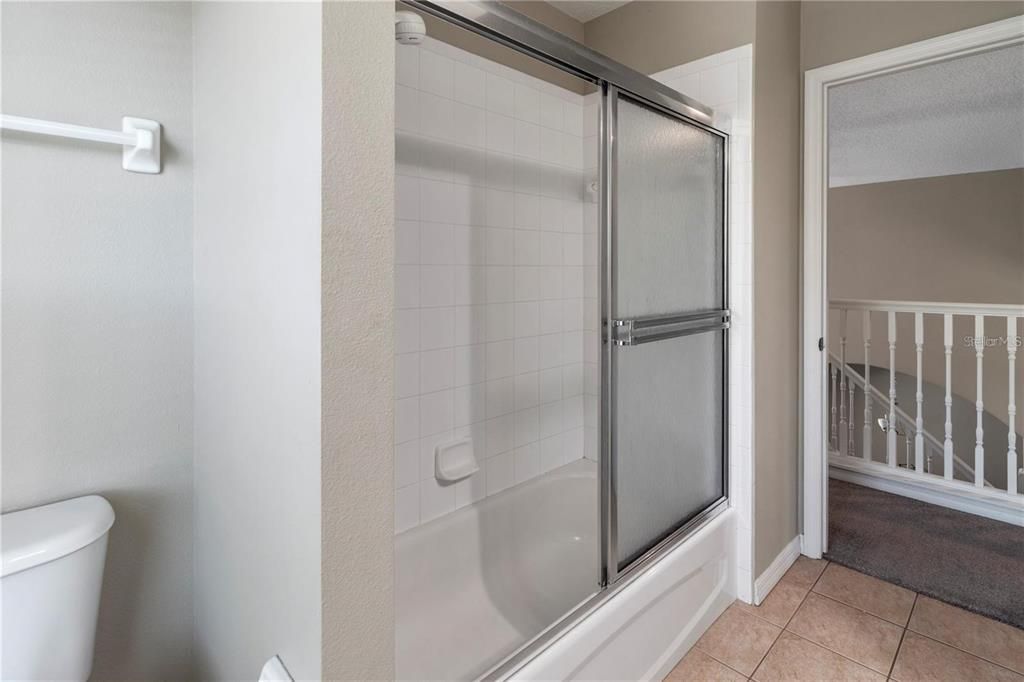 For Rent: $3,100 (3 beds, 2 baths, 2034 Square Feet)