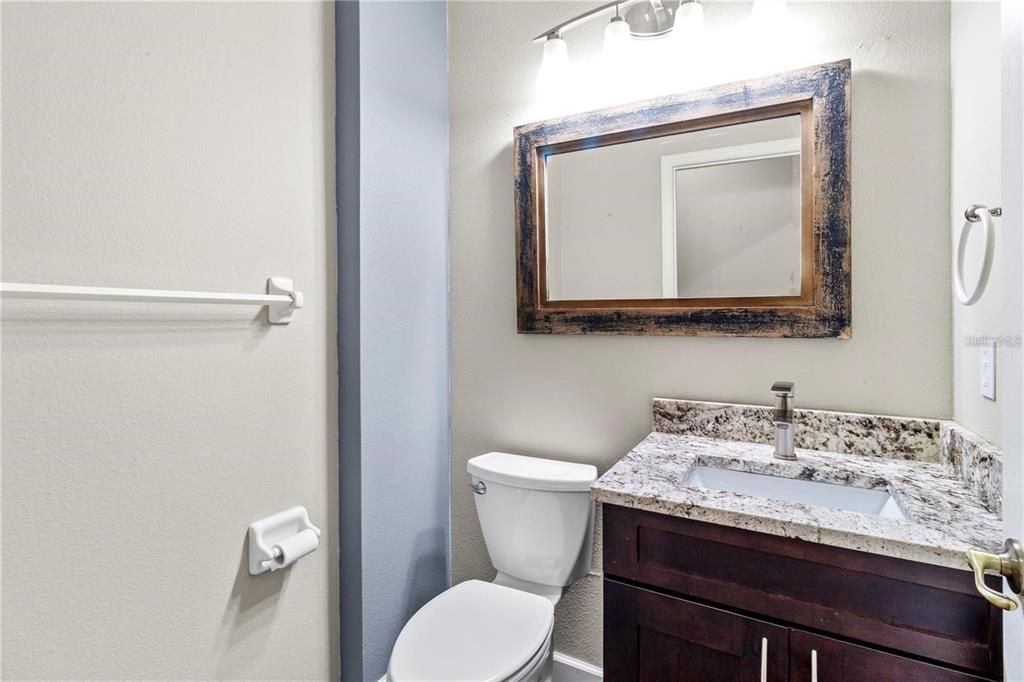 For Rent: $3,100 (3 beds, 2 baths, 2034 Square Feet)