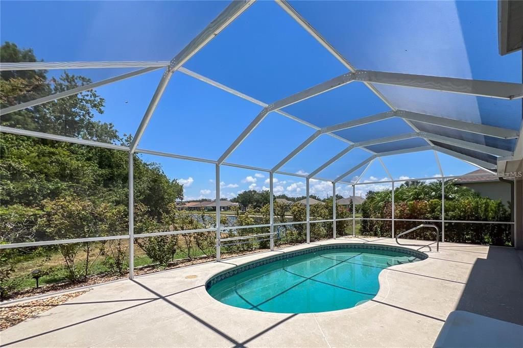 For Rent: $3,100 (3 beds, 2 baths, 2034 Square Feet)