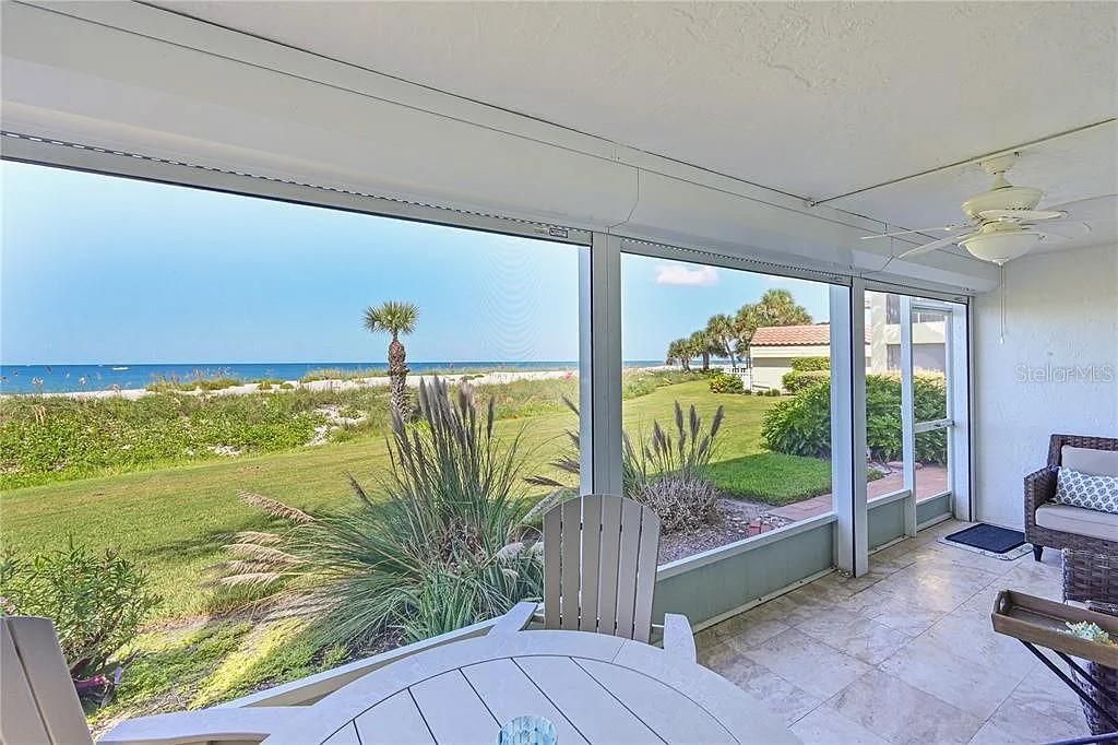 出租: $9,000 (3 贝兹, 2 浴室, 1344 平方英尺)