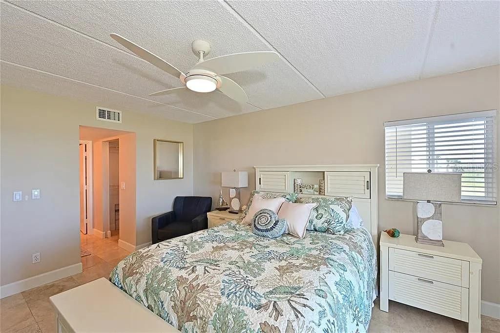 出租: $9,000 (3 贝兹, 2 浴室, 1344 平方英尺)