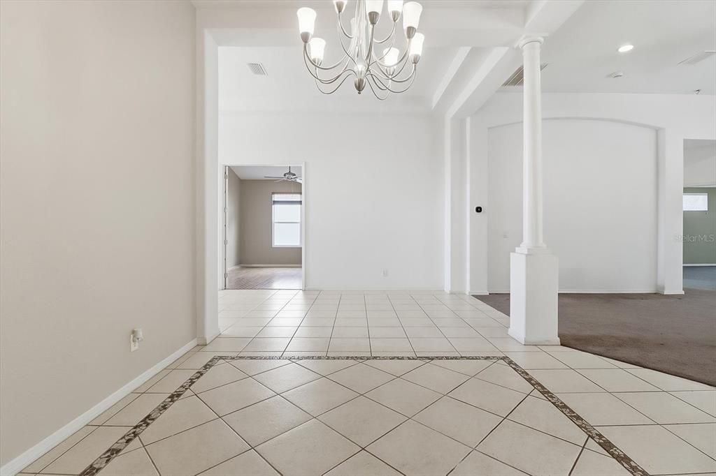 待售: $529,000 (3 贝兹, 2 浴室, 2704 平方英尺)