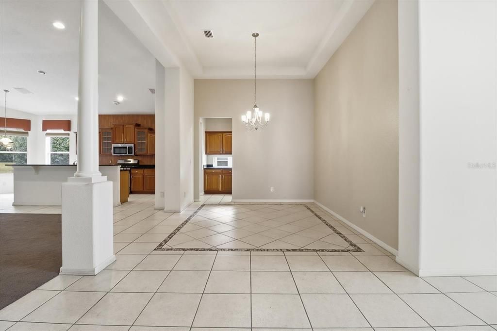 待售: $529,000 (3 贝兹, 2 浴室, 2704 平方英尺)