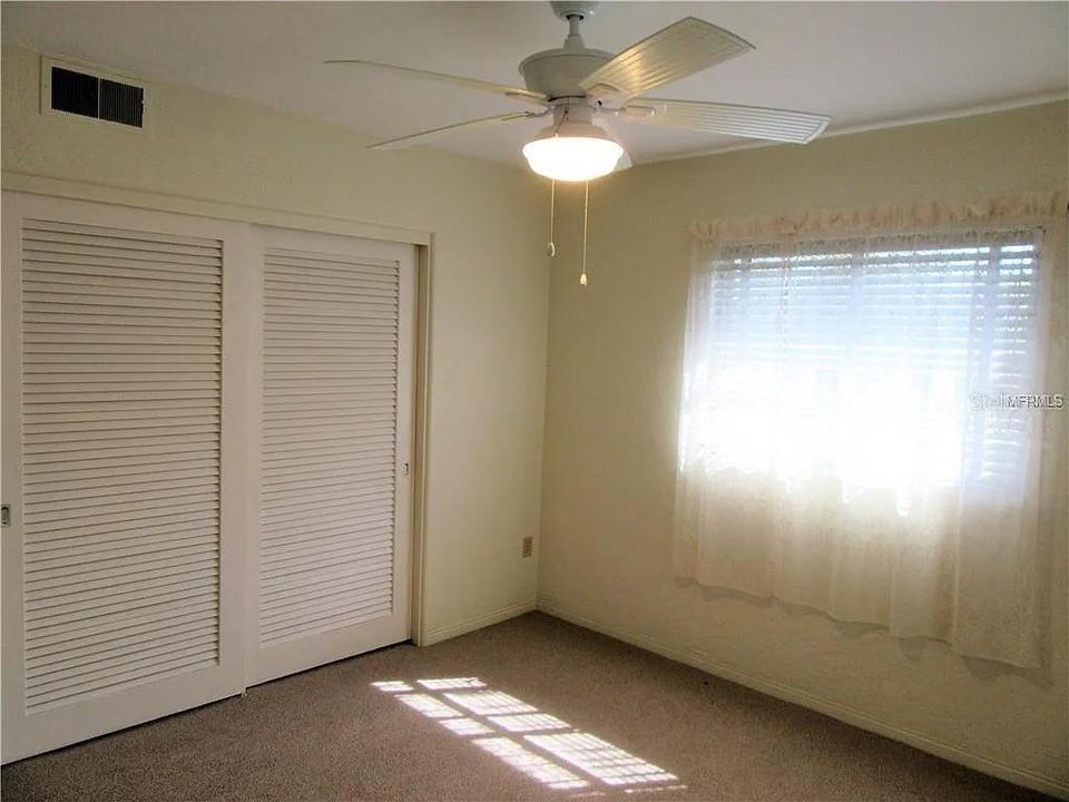 For Rent: $2,200 (3 beds, 1 baths, 1420 Square Feet)