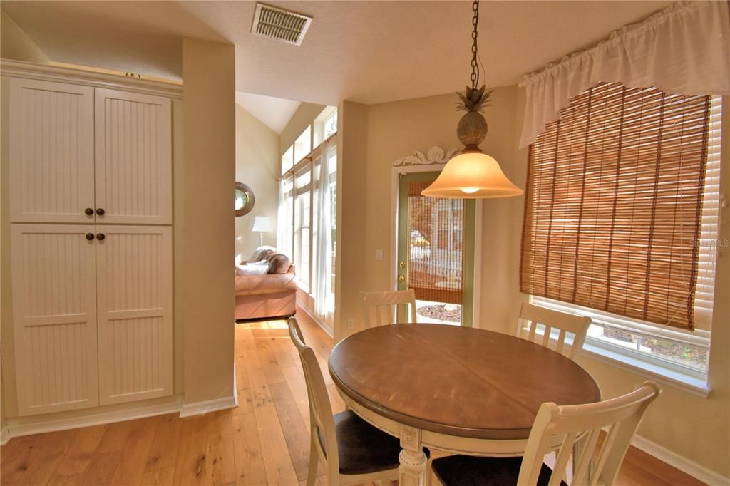 待售: $899,000 (3 贝兹, 3 浴室, 2149 平方英尺)