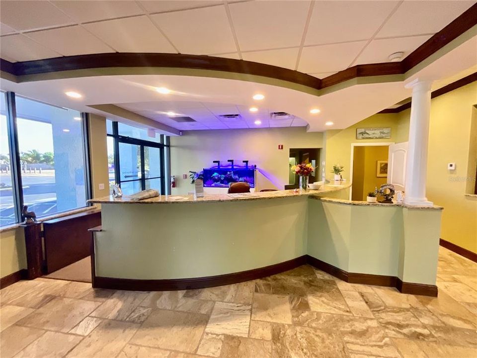 待售: $15,696 (0 贝兹, 0 浴室, 3561 平方英尺)