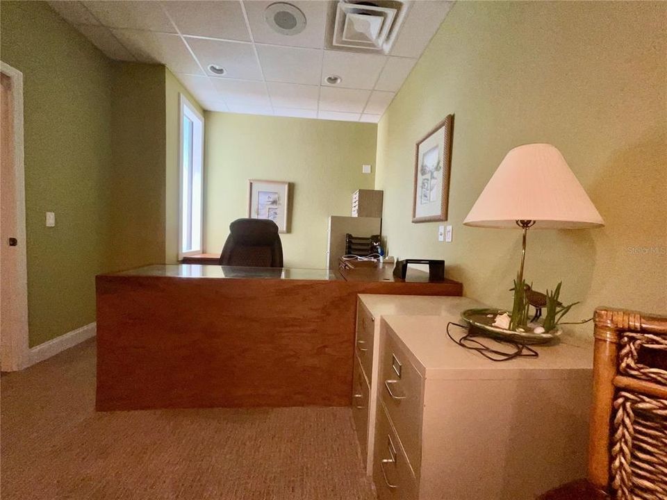 待售: $15,696 (0 贝兹, 0 浴室, 3561 平方英尺)