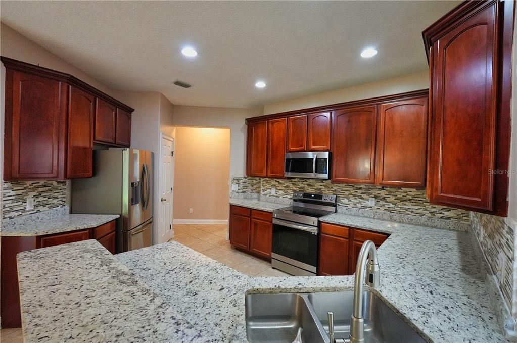 For Rent: $3,500 (4 beds, 3 baths, 2841 Square Feet)