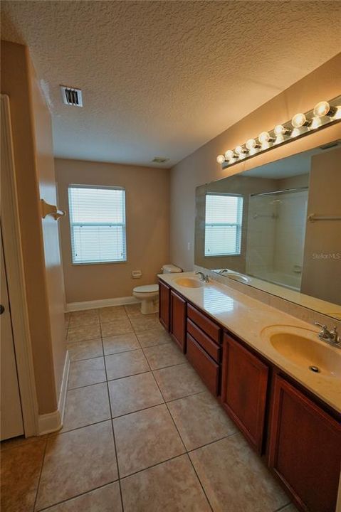 For Rent: $3,500 (4 beds, 3 baths, 2841 Square Feet)