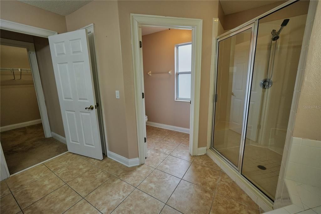 For Rent: $3,500 (4 beds, 3 baths, 2841 Square Feet)