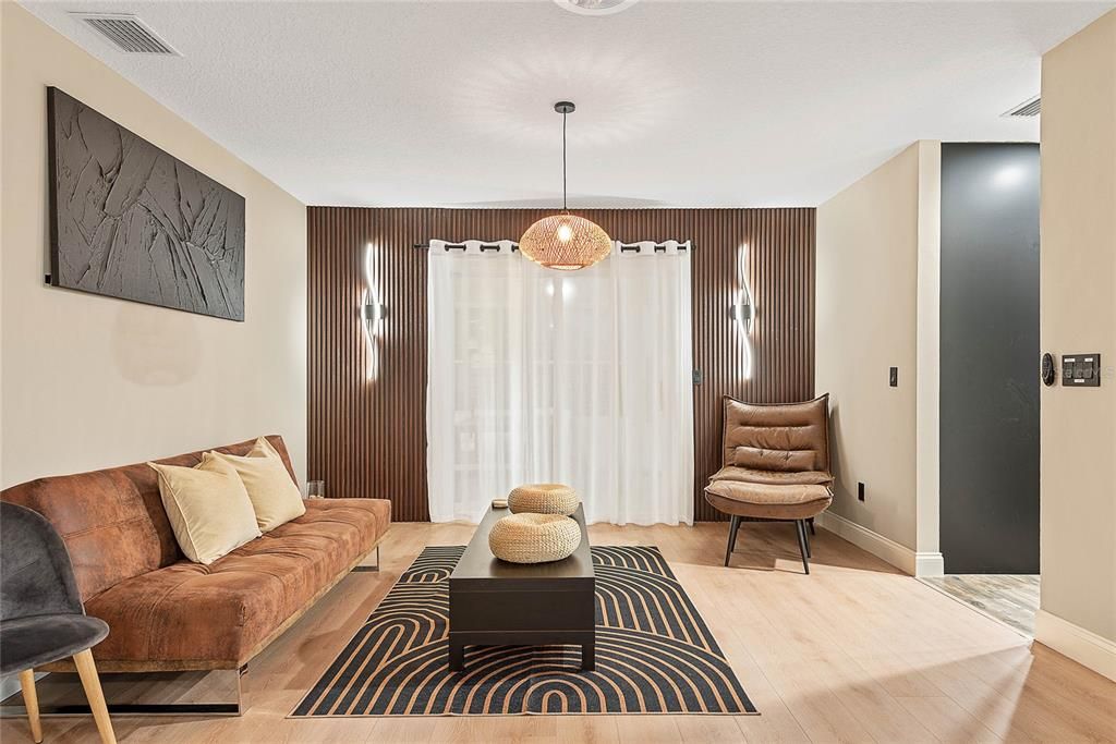 En Venta: $725,000 (3 camas, 2 baños, 1720 Pies cuadrados)