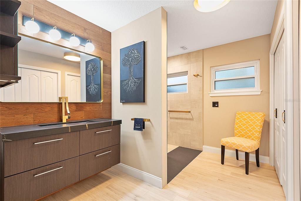 En Venta: $725,000 (3 camas, 2 baños, 1720 Pies cuadrados)