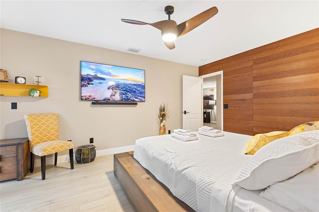 En Venta: $725,000 (3 camas, 2 baños, 1720 Pies cuadrados)