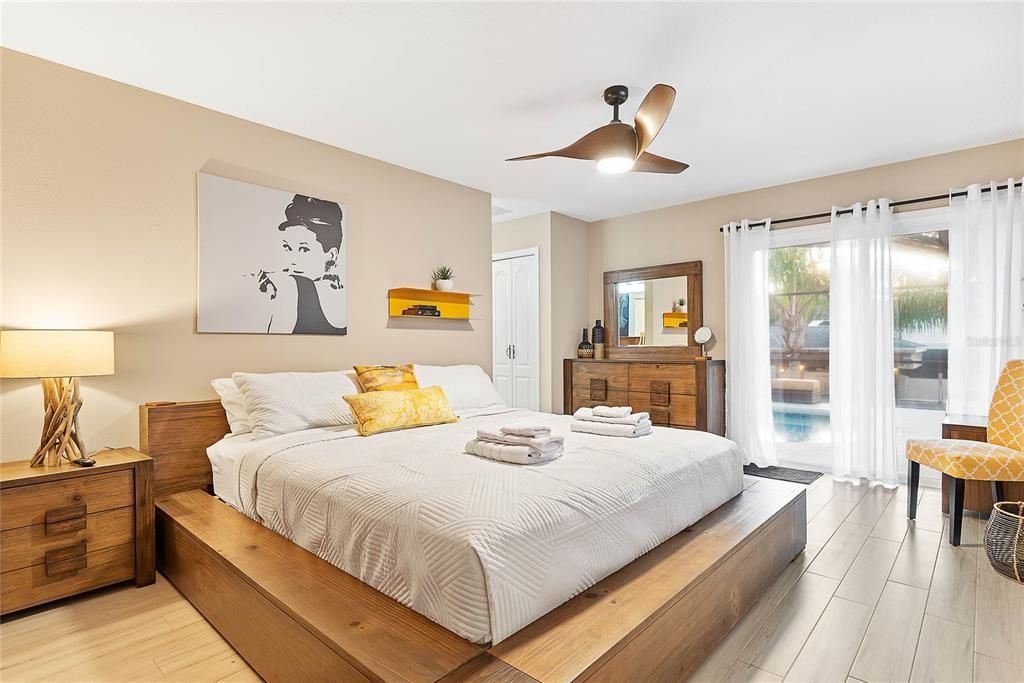 En Venta: $725,000 (3 camas, 2 baños, 1720 Pies cuadrados)