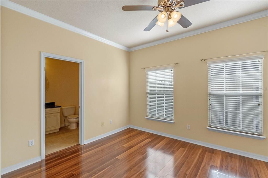 For Sale: $649,900 (3 beds, 3 baths, 2390 Square Feet)