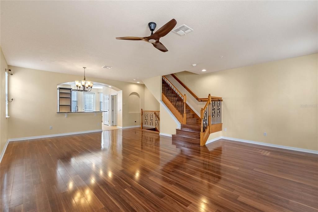 For Sale: $649,900 (3 beds, 3 baths, 2390 Square Feet)