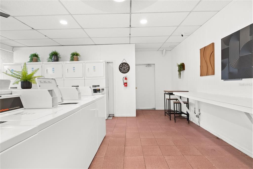 En Renta: $1,950 (2 camas, 1 baños, 97198 Pies cuadrados)