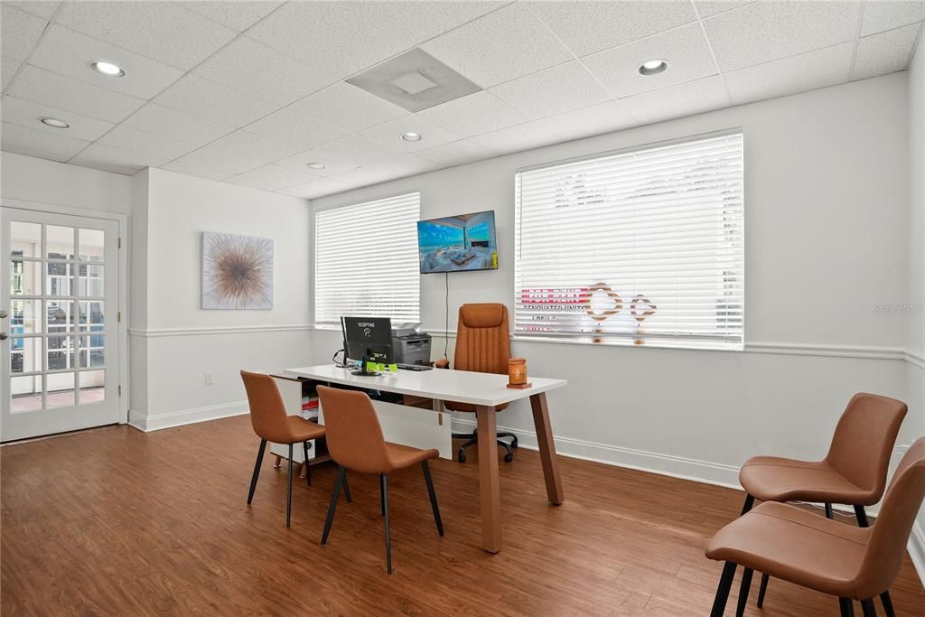 En Renta: $1,950 (2 camas, 1 baños, 97198 Pies cuadrados)