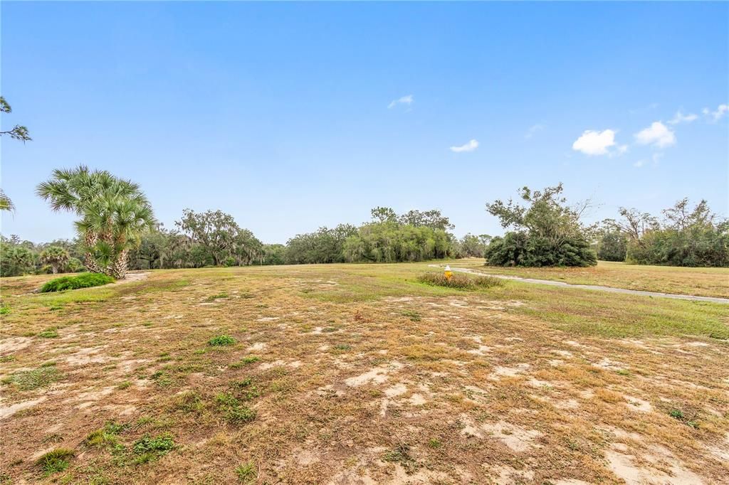 For Sale: $99,000 (1 beds, 1 baths, 974 Square Feet)