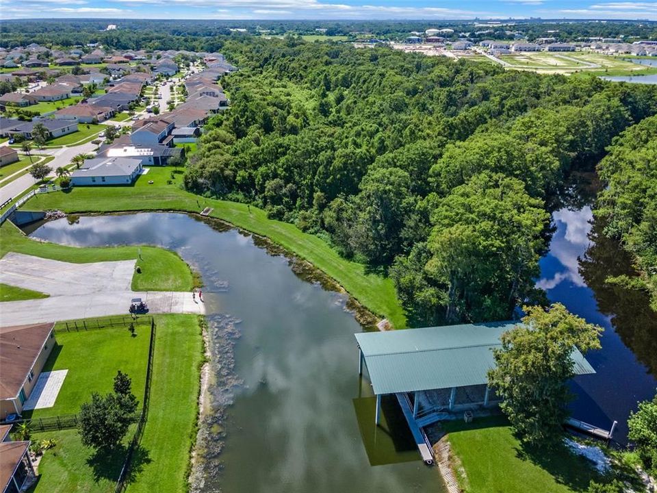 На продажу: $420,000 (4 спален, 2 ванн, 1825 Квадратных фут)