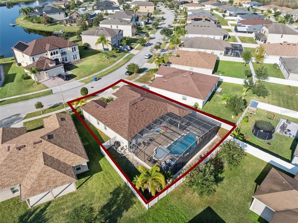 На продажу: $420,000 (4 спален, 2 ванн, 1825 Квадратных фут)