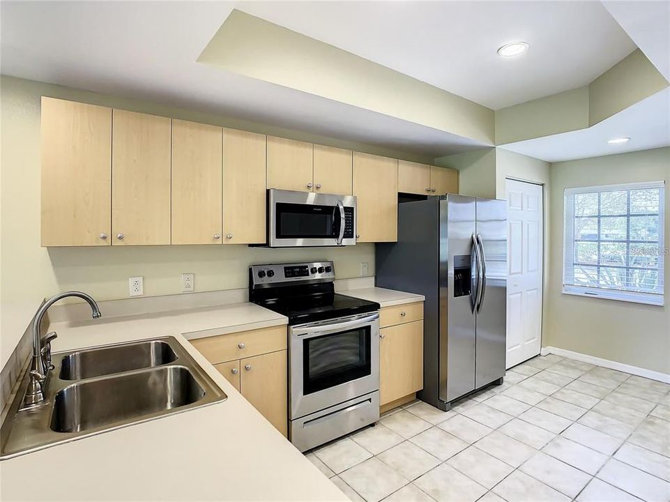 For Rent: $1,500 (2 beds, 2 baths, 1154 Square Feet)