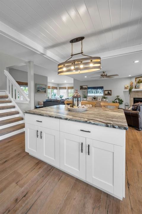 For Rent: $6,800 (3 beds, 3 baths, 2702 Square Feet)