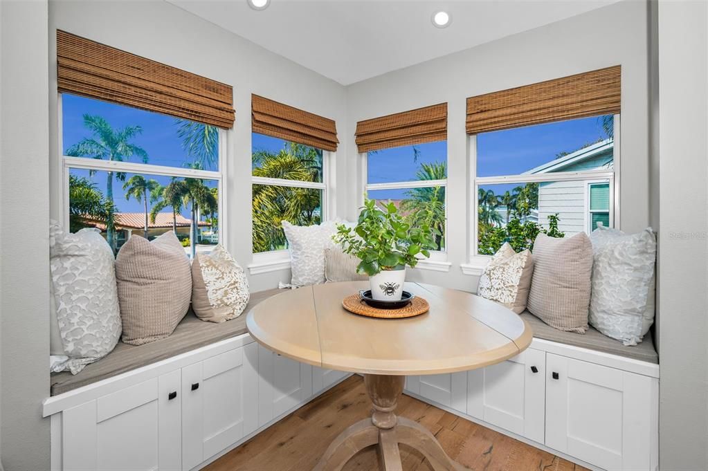 For Rent: $6,800 (3 beds, 3 baths, 2702 Square Feet)