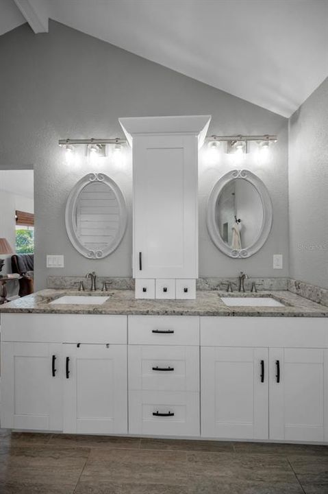 For Rent: $6,800 (3 beds, 3 baths, 2702 Square Feet)