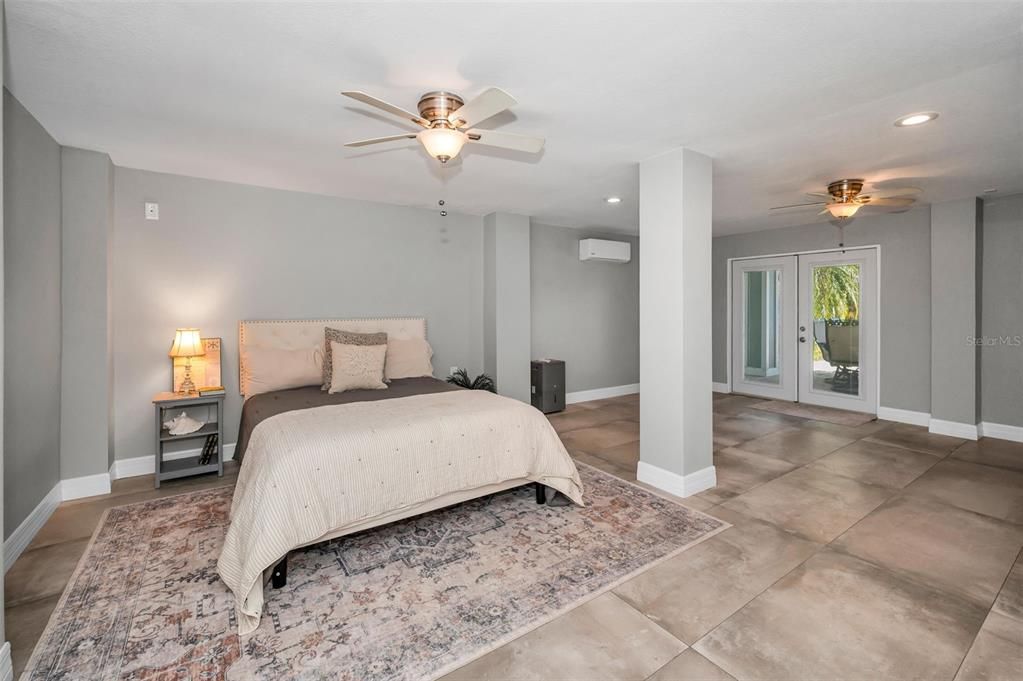 For Rent: $6,800 (3 beds, 3 baths, 2702 Square Feet)