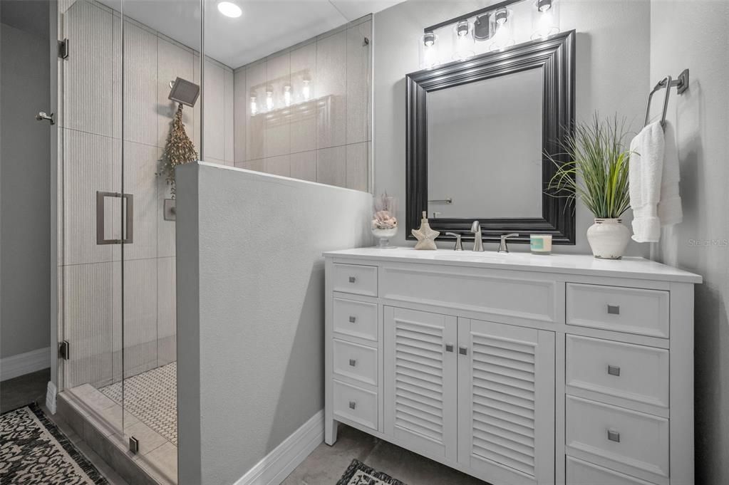 For Rent: $6,800 (3 beds, 3 baths, 2702 Square Feet)