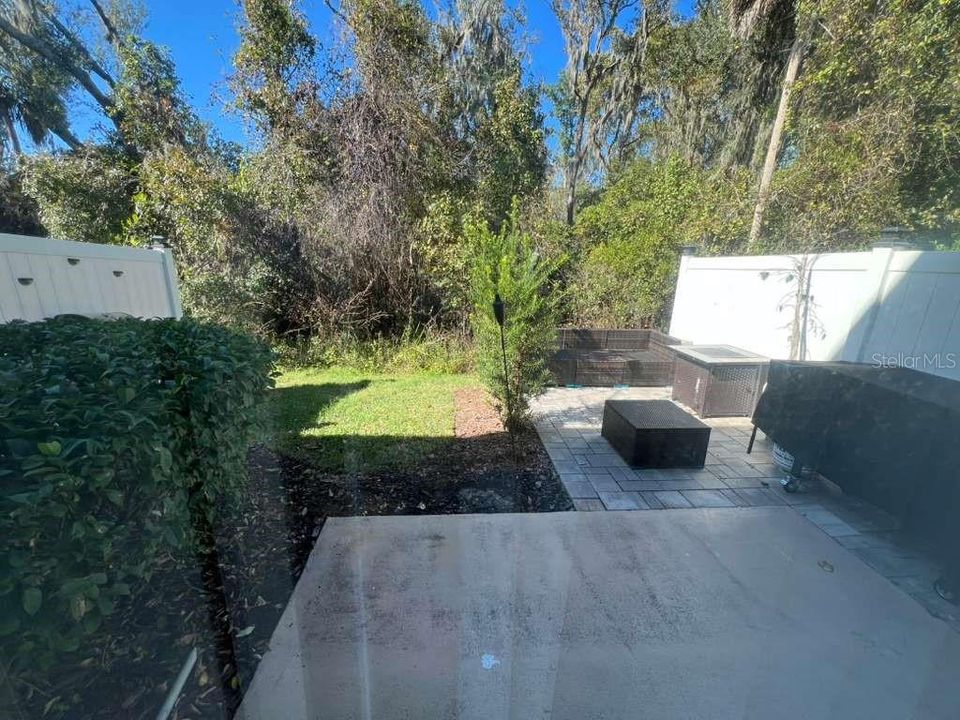 待售: $265,000 (2 贝兹, 2 浴室, 1374 平方英尺)