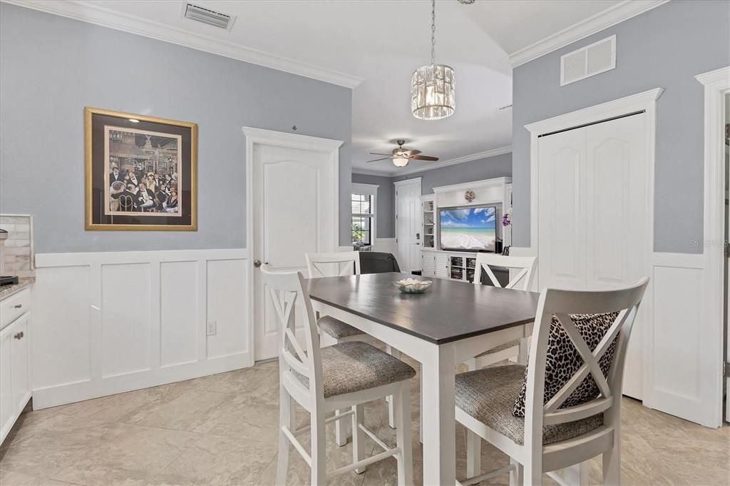 For Sale: $780,000 (6 beds, 4 baths, 3908 Square Feet)