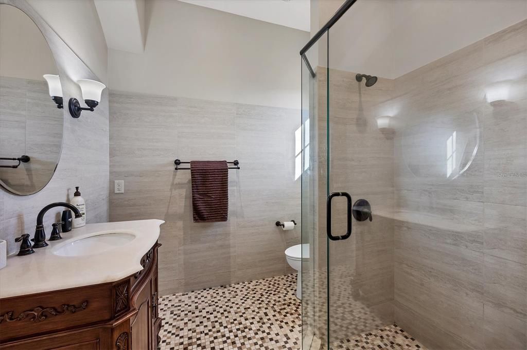 Active With Contract: $1,200,000 (4 beds, 4 baths, 4097 Square Feet)