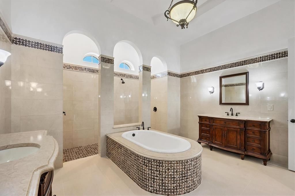 Active With Contract: $1,200,000 (4 beds, 4 baths, 4097 Square Feet)