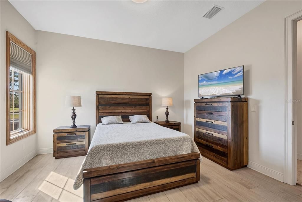 Active With Contract: $1,200,000 (4 beds, 4 baths, 4097 Square Feet)