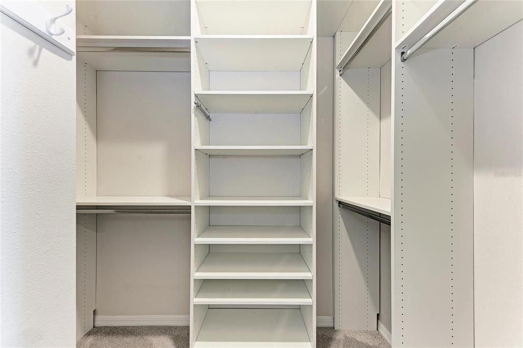 For Sale: $459,600 (3 beds, 2 baths, 2035 Square Feet)