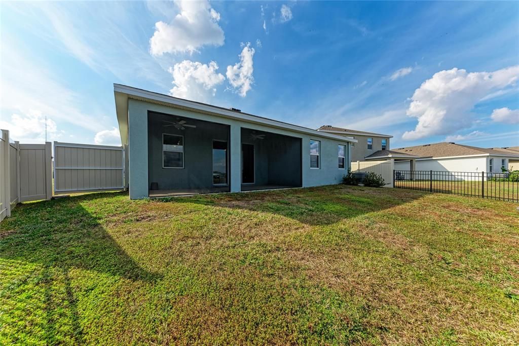 For Sale: $459,600 (3 beds, 2 baths, 2035 Square Feet)