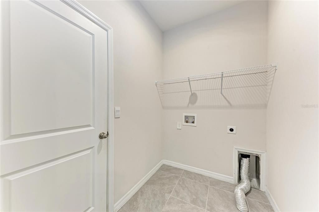 For Sale: $459,600 (3 beds, 2 baths, 2035 Square Feet)