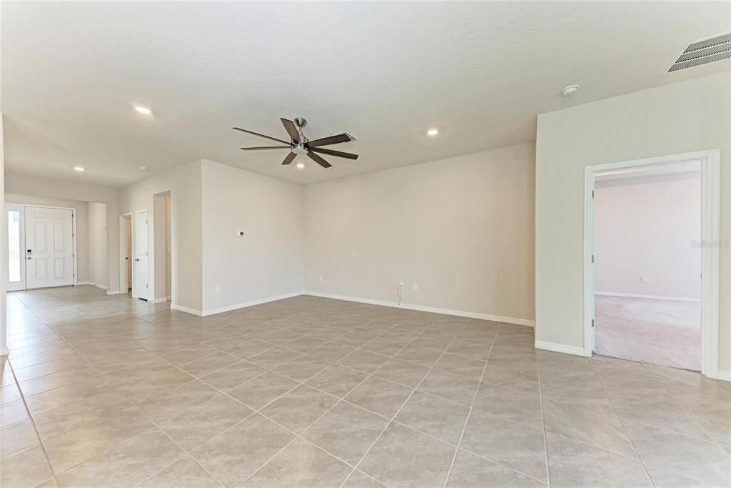 For Sale: $459,600 (3 beds, 2 baths, 2035 Square Feet)