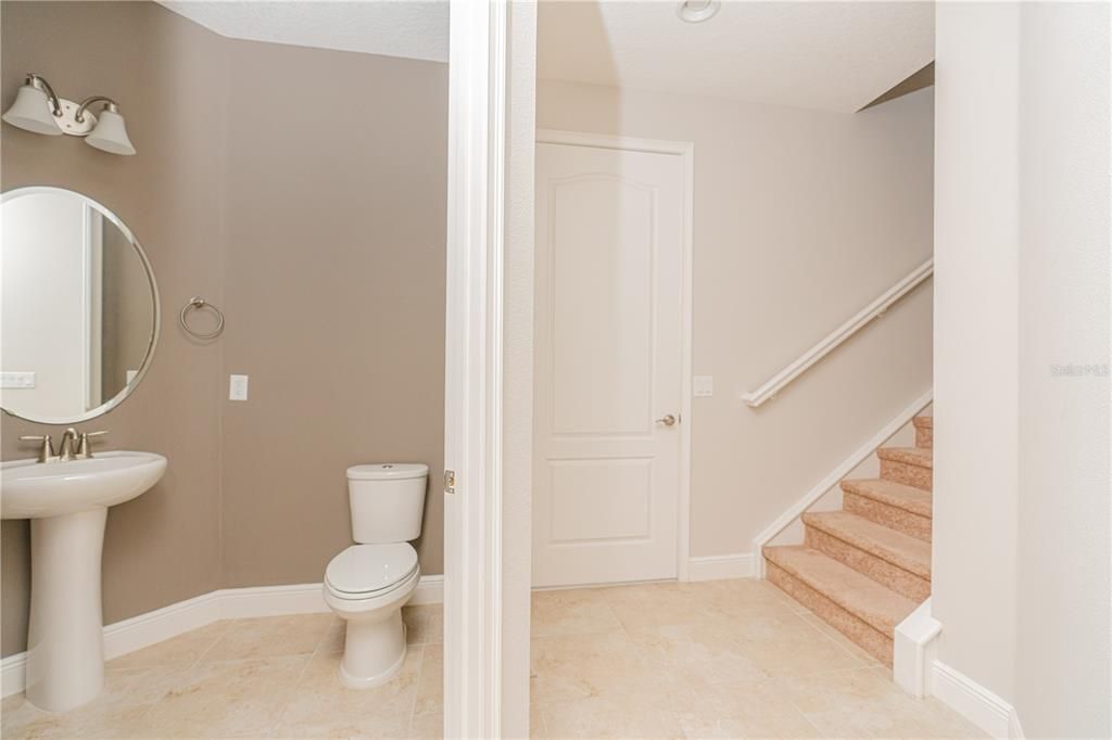 For Sale: $480,000 (3 beds, 2 baths, 1825 Square Feet)