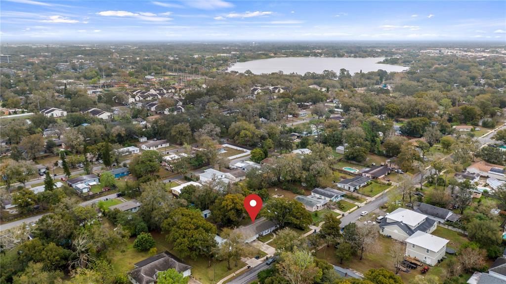 For Rent: $2,400 (3 beds, 2 baths, 1637 Square Feet)