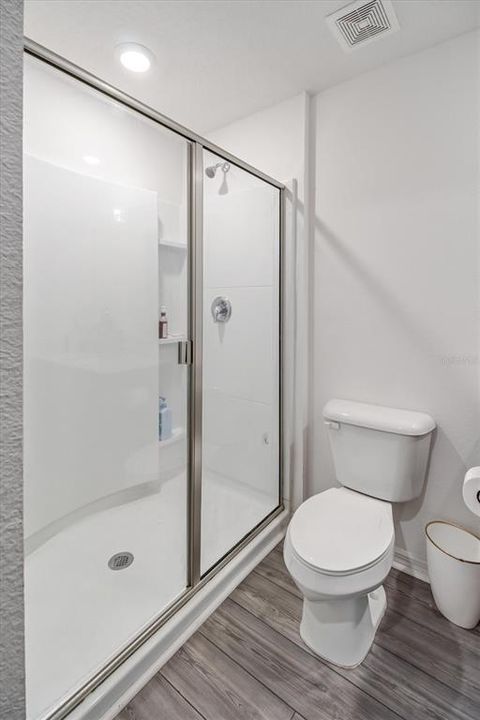 На продажу: $300,000 (3 спален, 2 ванн, 1270 Квадратных фут)