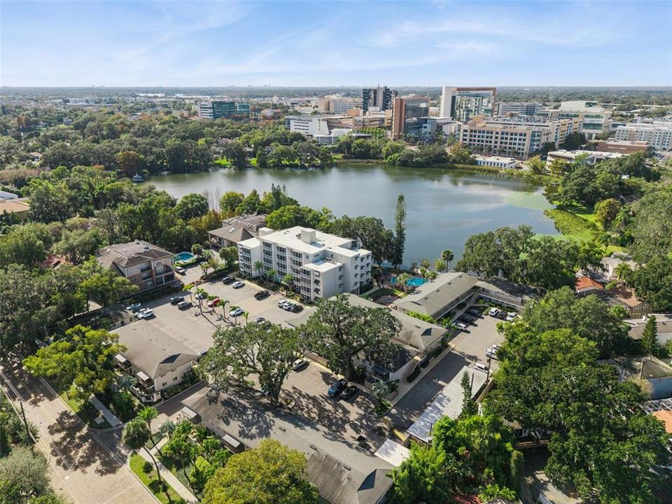 На продажу: $319,000 (2 спален, 1 ванн, 998 Квадратных фут)