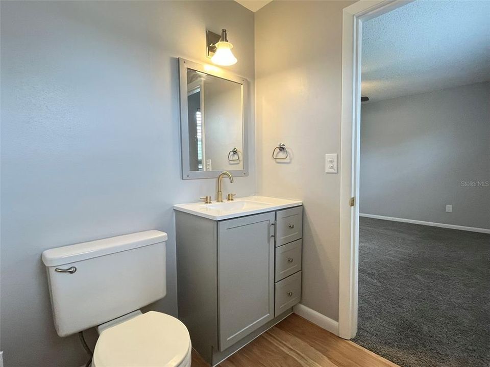 For Rent: $1,662 (2 beds, 1 baths, 950 Square Feet)