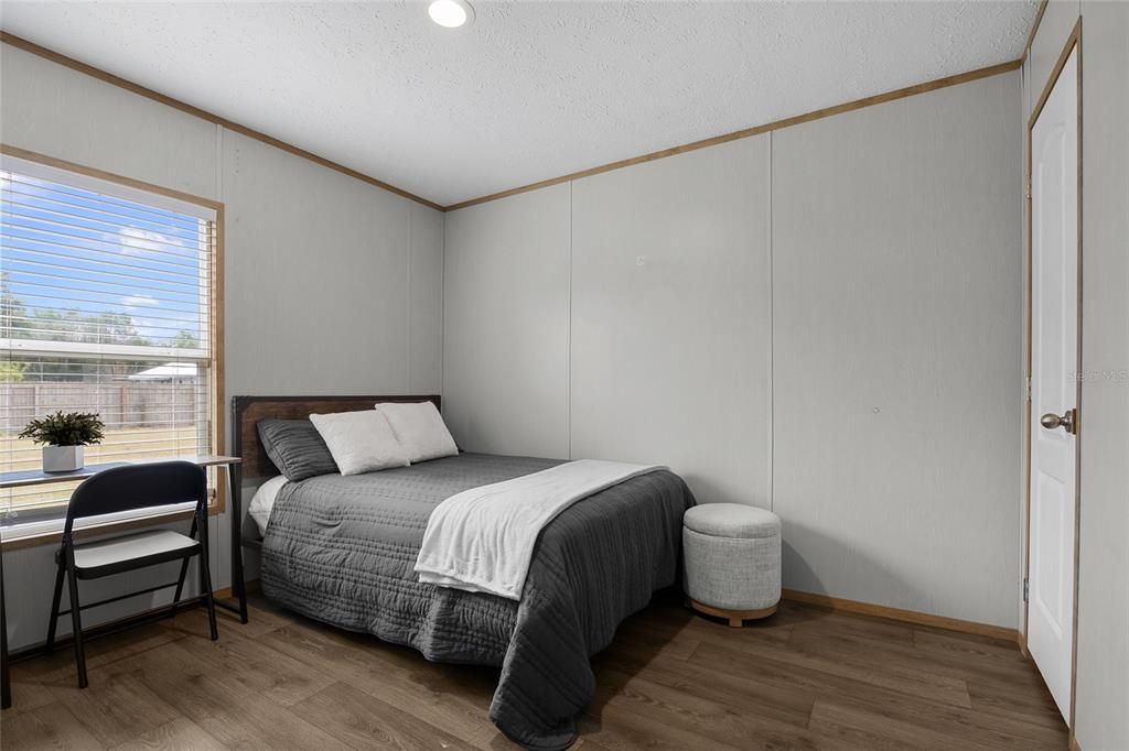 For Sale: $334,900 (3 beds, 2 baths, 1125 Square Feet)