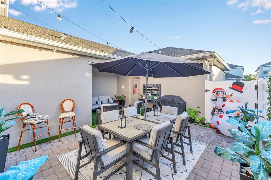 En Venta: $455,000 (4 camas, 2 baños, 1863 Pies cuadrados)