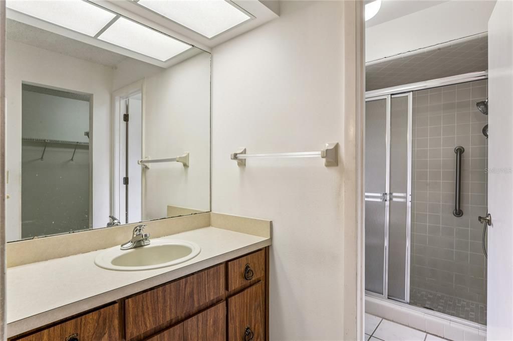 For Sale: $229,000 (2 beds, 2 baths, 1839 Square Feet)