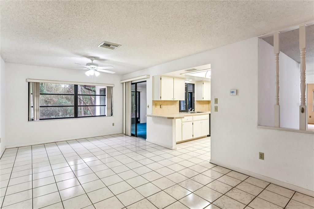 For Sale: $229,000 (2 beds, 2 baths, 1839 Square Feet)