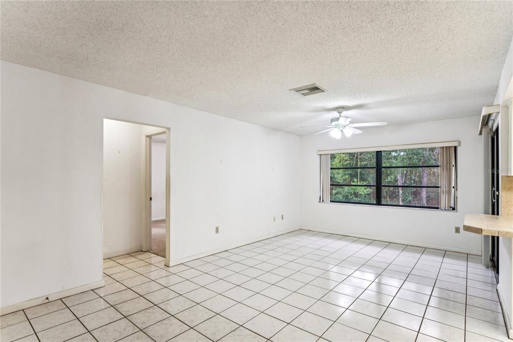 For Sale: $229,000 (2 beds, 2 baths, 1839 Square Feet)